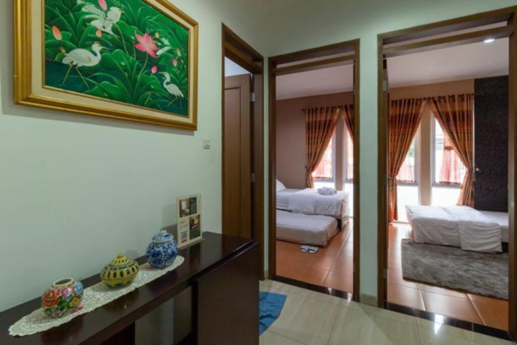 Spacious, White-Villa Belgareti @Kiara Condong Бандунг Екстер'єр фото